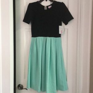 LLR small Amelia. Black and mint